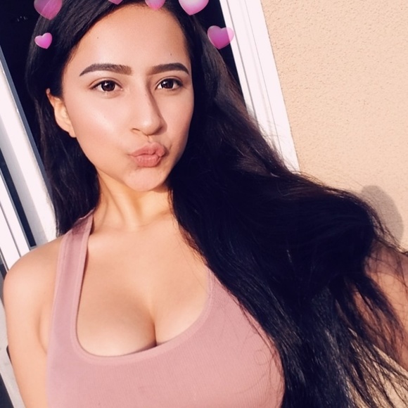 Meet your Posher, Samantha - Picture 1 of 1